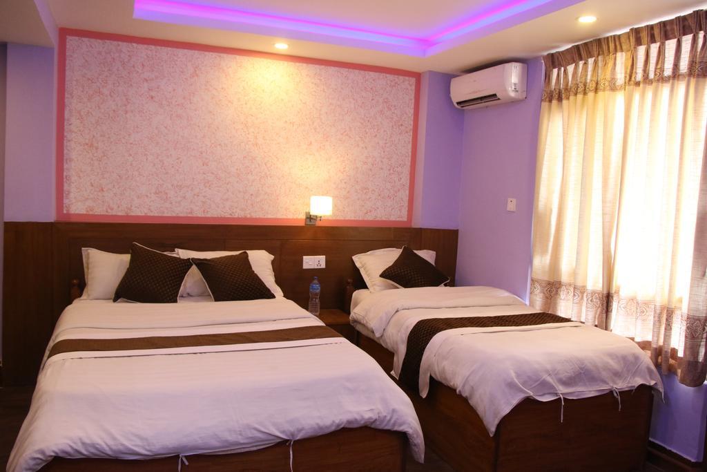 Hotel Florid Катманду Екстер'єр фото