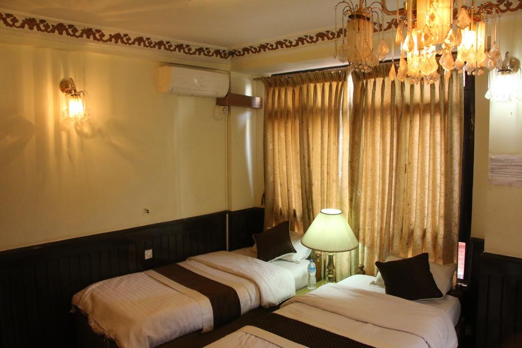 Hotel Florid Катманду Екстер'єр фото