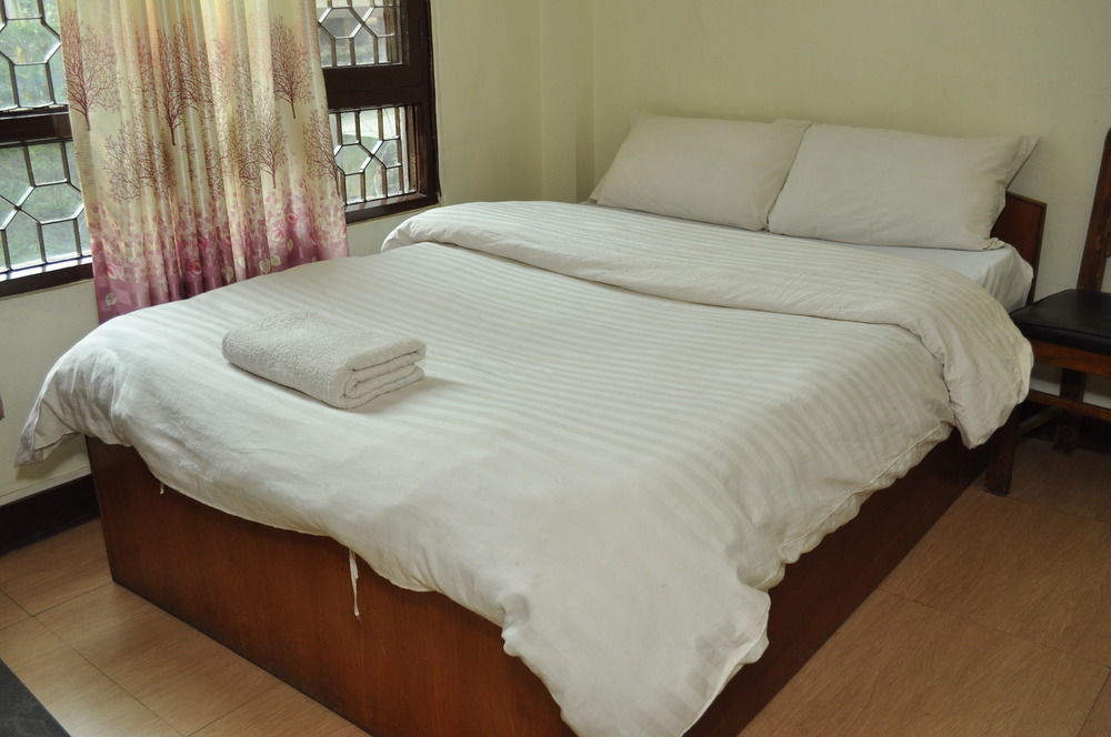 Hotel Florid Катманду Екстер'єр фото