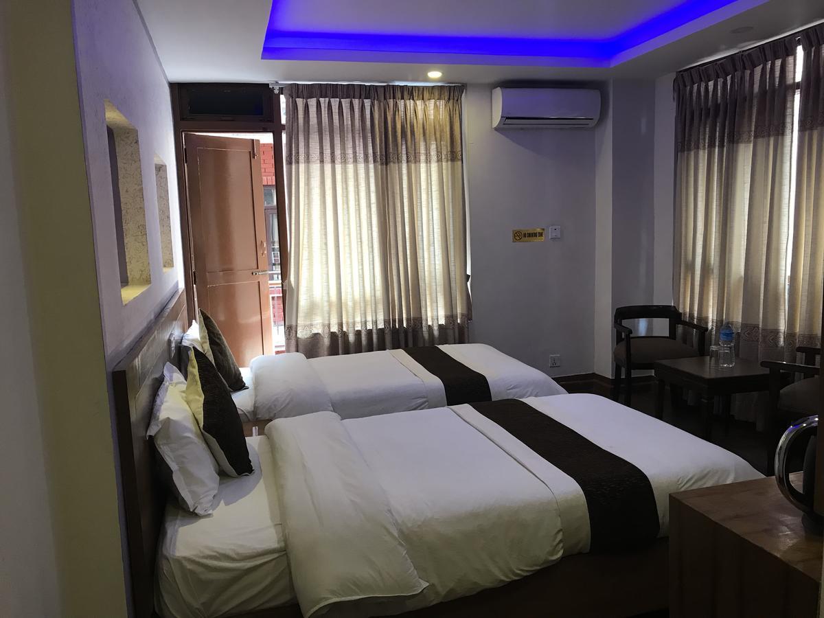 Hotel Florid Катманду Екстер'єр фото