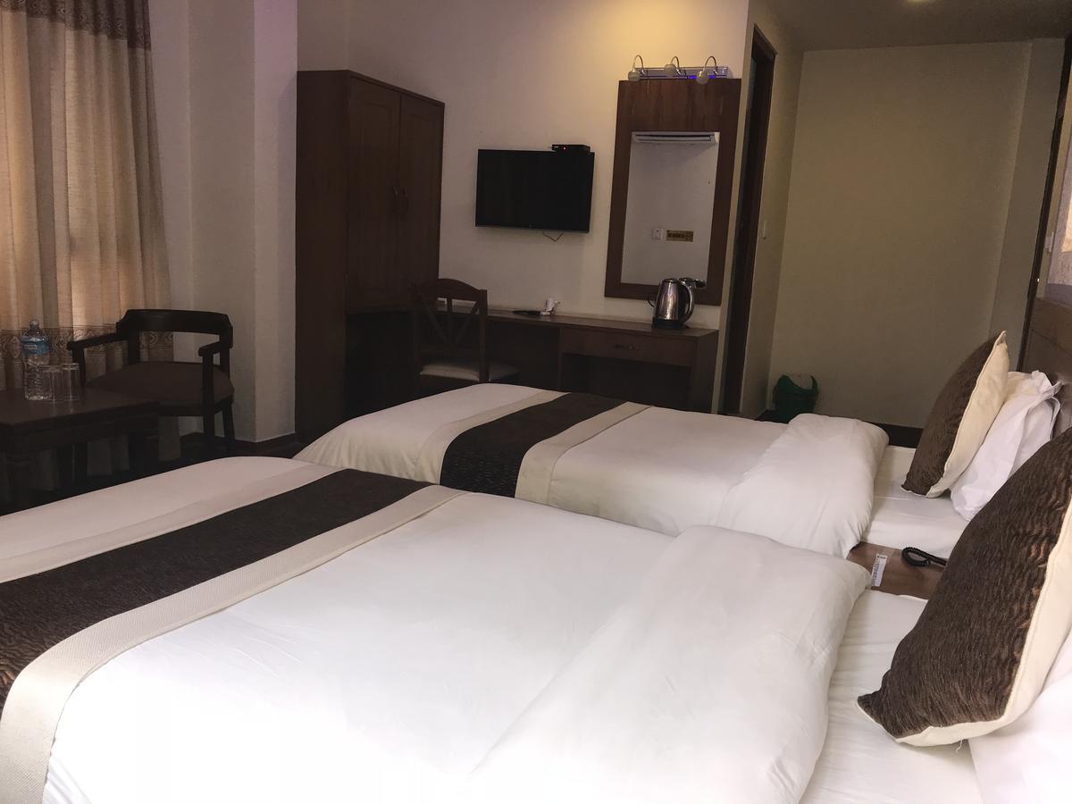 Hotel Florid Катманду Екстер'єр фото