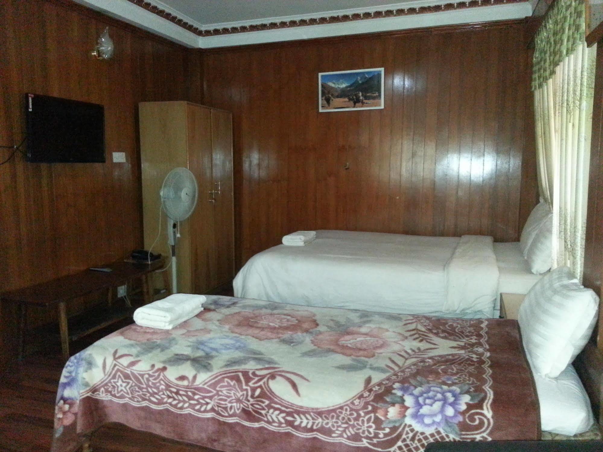 Hotel Florid Катманду Екстер'єр фото